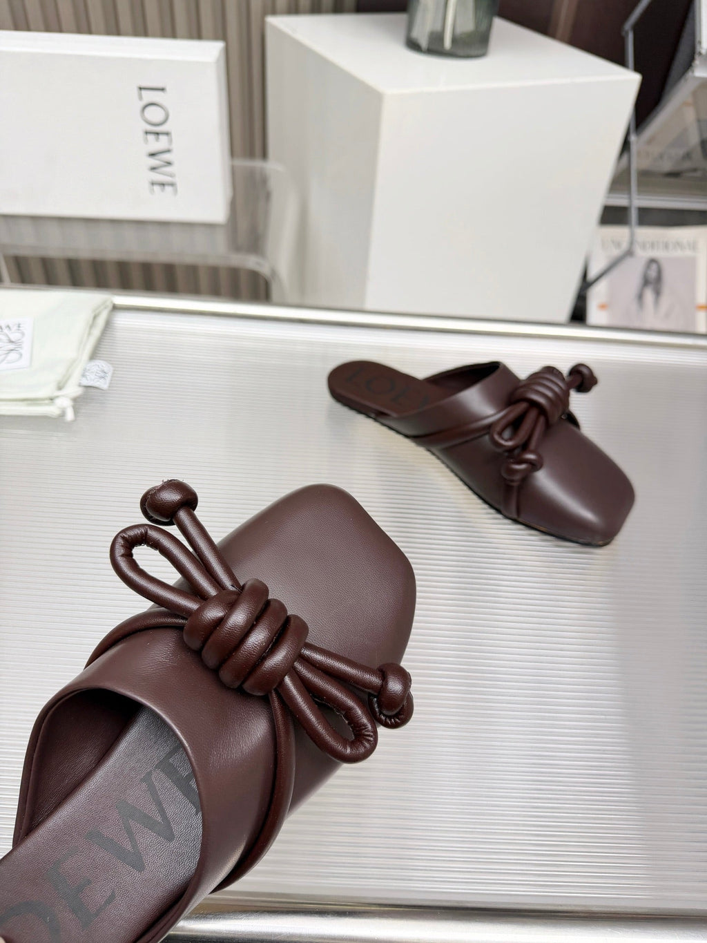 LOEWE 26S MULE LOAFERS IN DARK BROWN CALFSKIN KNOT DETAIL