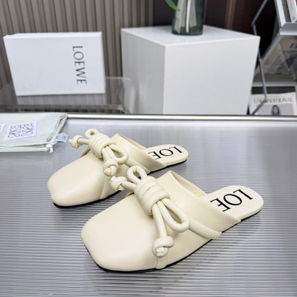 LOEWE 26S MULE LOAFERS IN IVORY WHITE CALFSKIN KNOT DETAIL