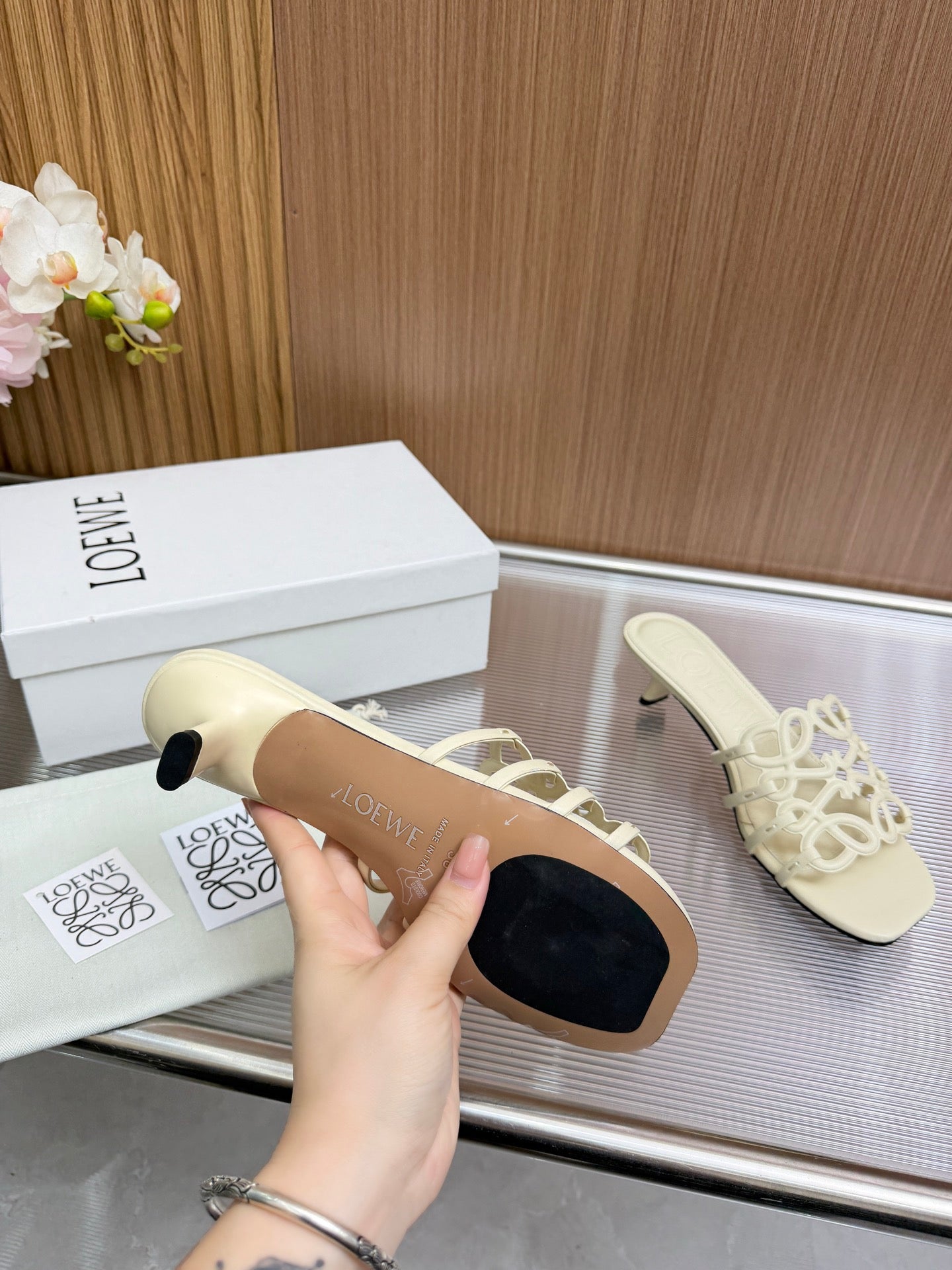 LOEWE 26S PETAL ANAGRAM KITTEN HEEL SANDALS 45MM IN CREAM WHITE SOFT CALFSKIN