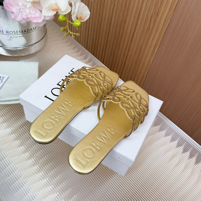 LOEWE 26S FLAT SANDALS IN GOLD CALFSKIN WITH CRYSTALS