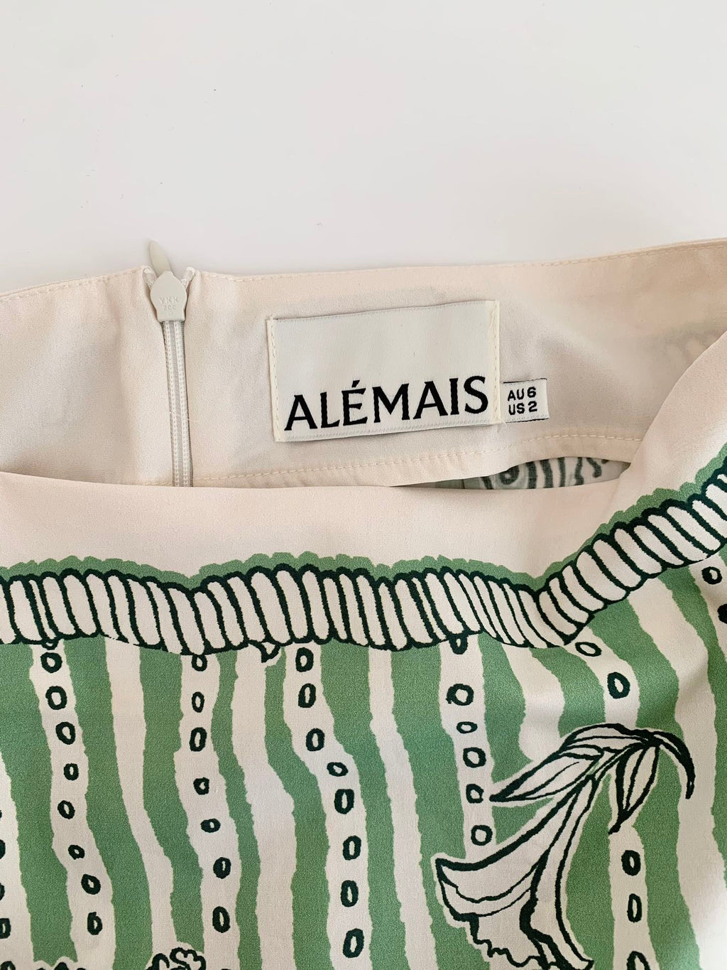 ALEMAIS FLOWY LONG SKIRT IN GREEN MIX WHITE 267465