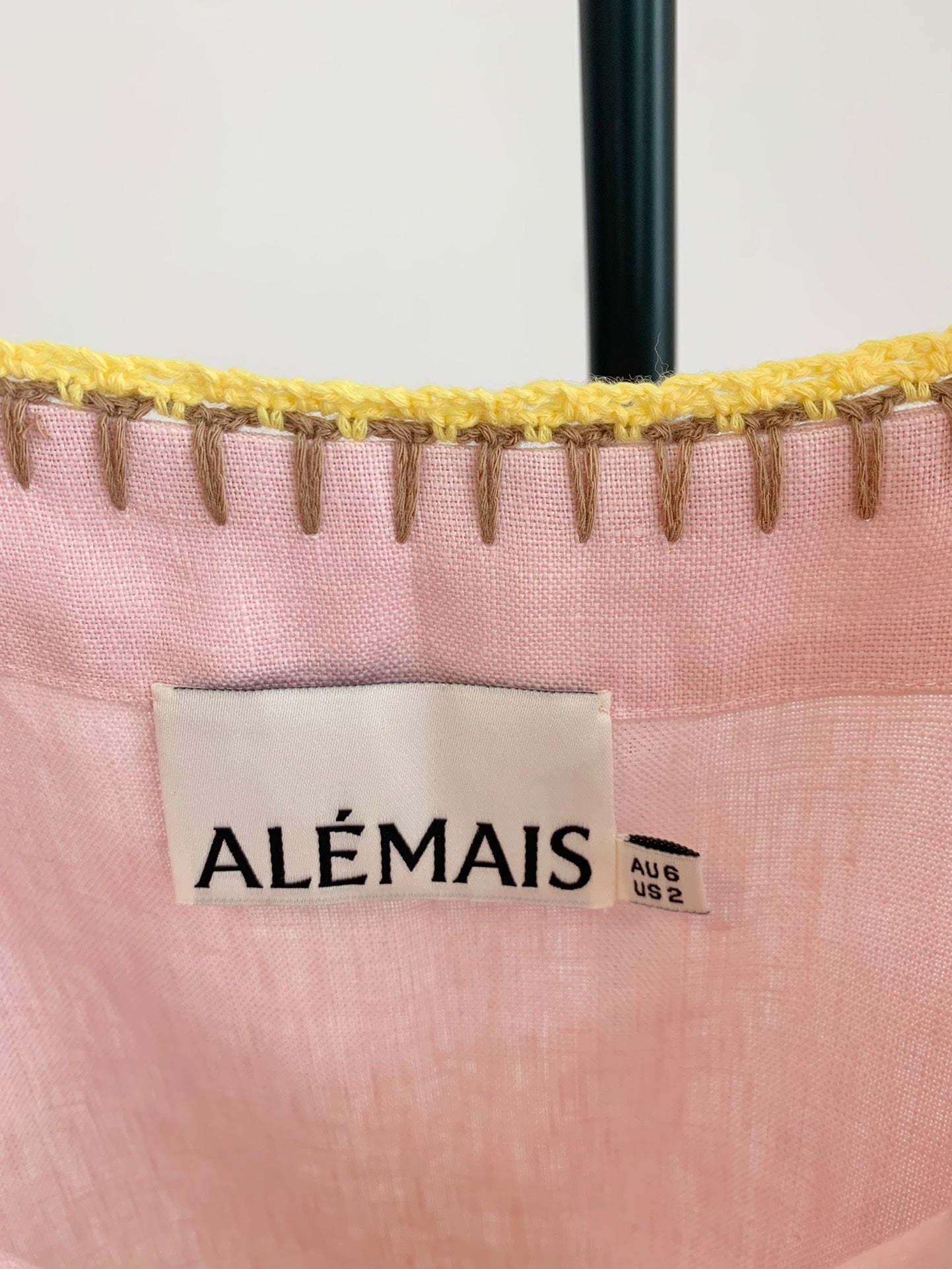 ALEMAIS FLORAL EMBROIDERED SET IN LIGHT PINK 267456