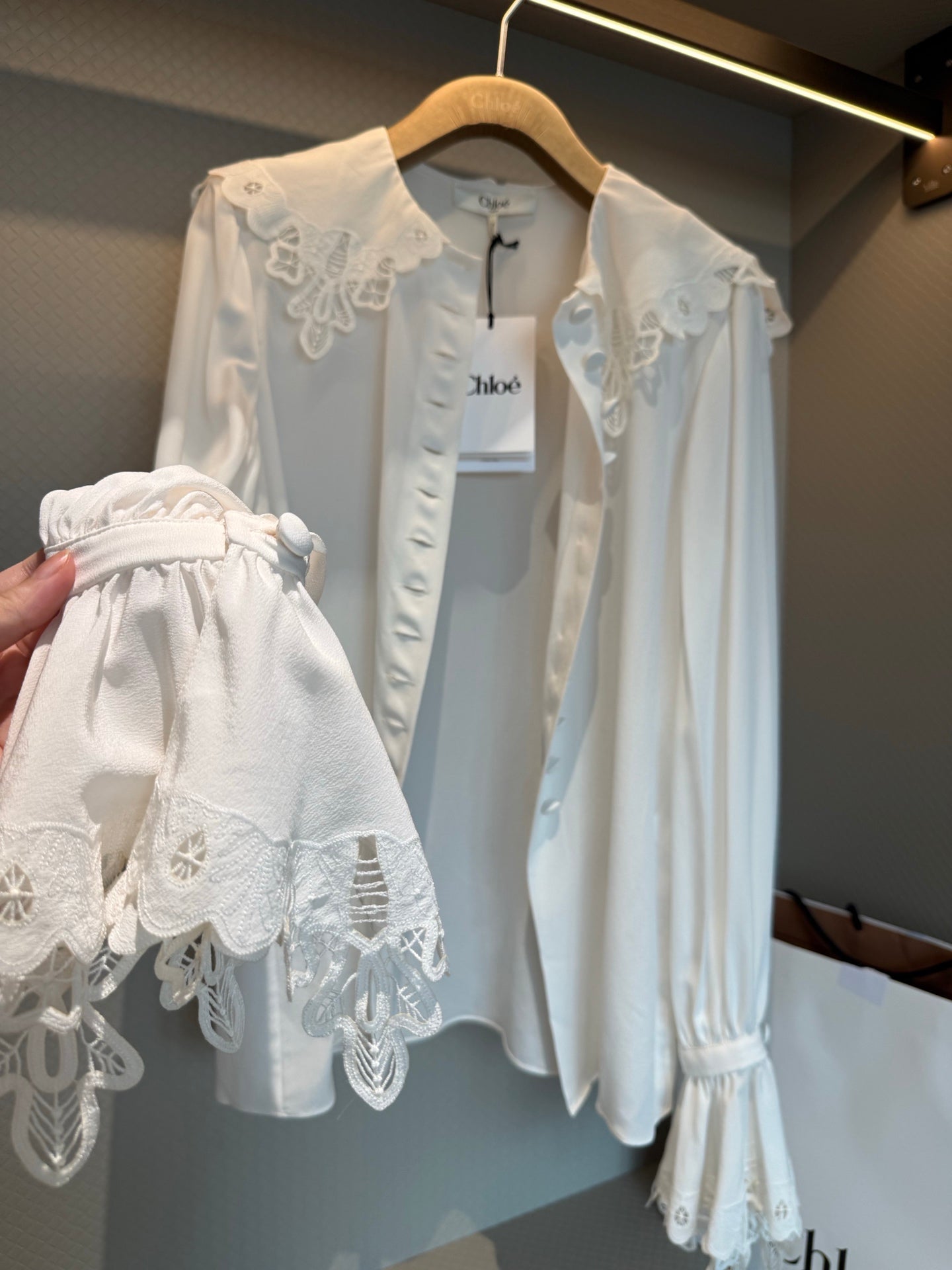 ELEGANT CHLOE WHITE BLOUSE