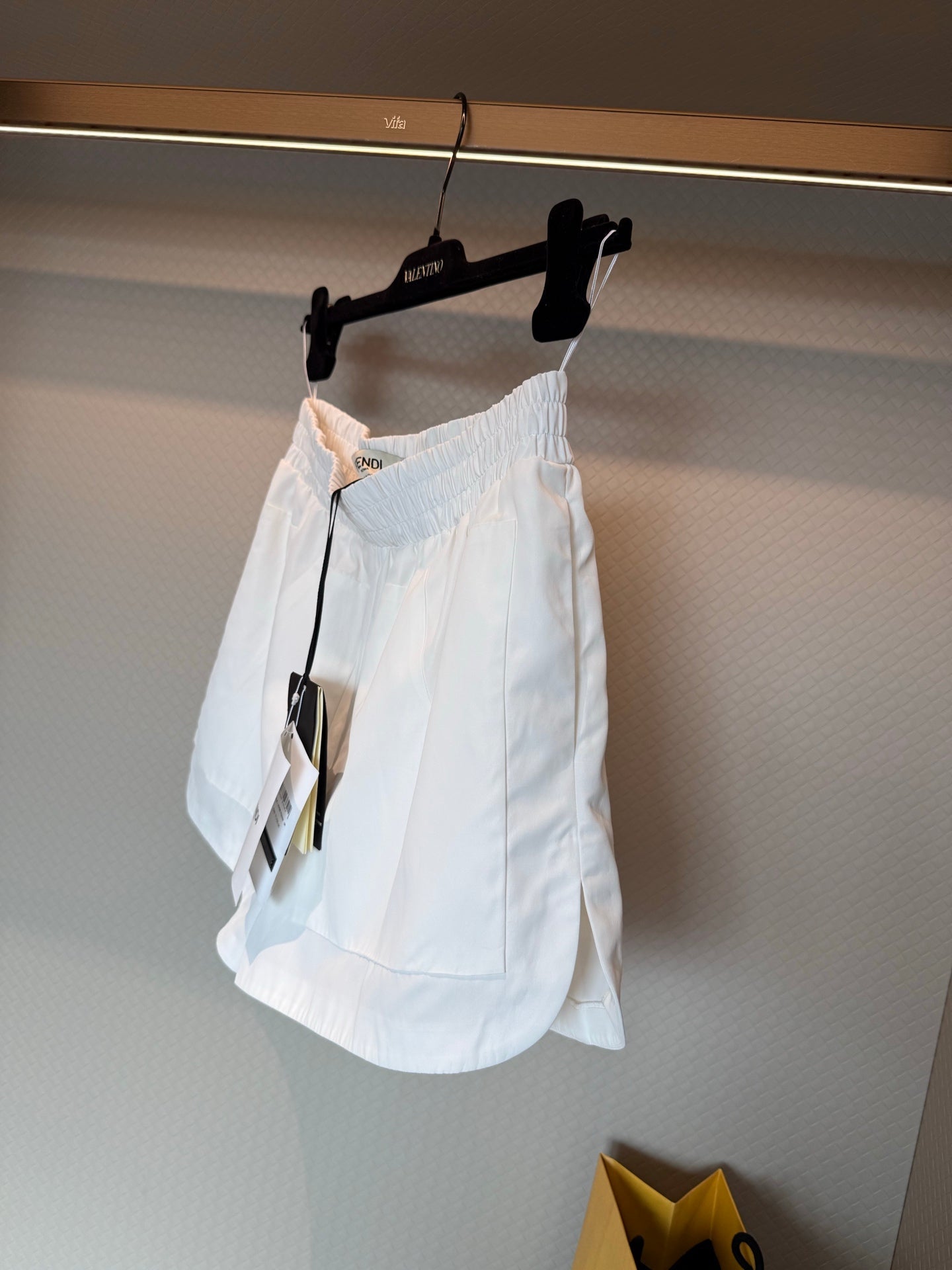 FENDI 26S SHORTS 070