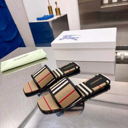 BURBERRY 26S SLIDE SANDAL IN BEIGE CANVAS