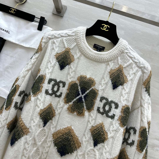 CHANEL 26S SWEATER 674