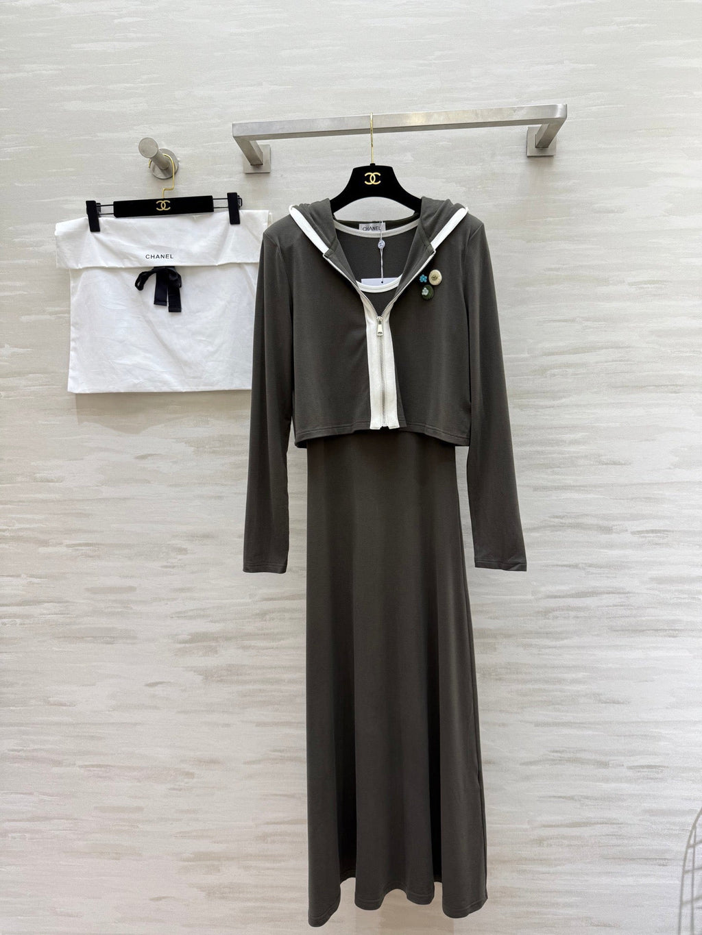 CHANEL 26S JACKET AND SLEEVELESS DRESS SET 960