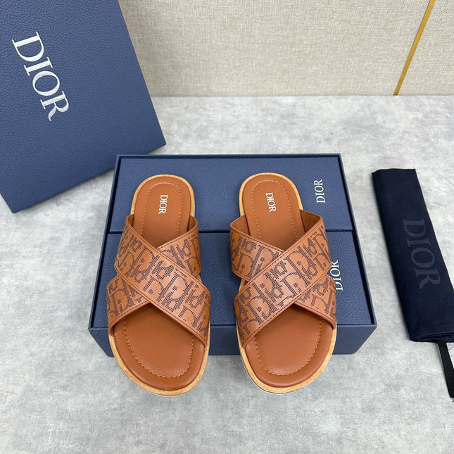 CD ALIAS SANDAL CIDER EMBOSSED CALFSKIN