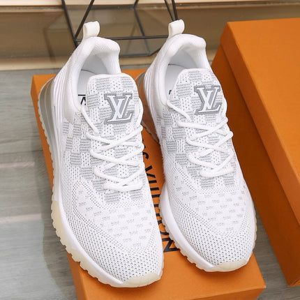 SNEAKERS IN WHITE MESH BREATHABLE AND RUBBER