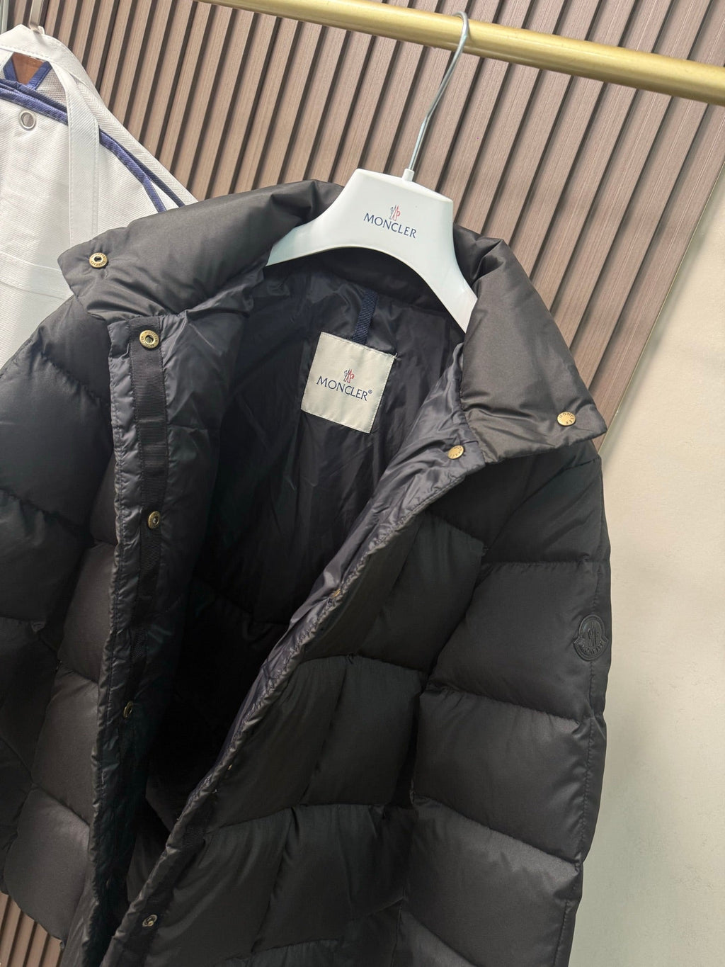 MONCLER 25S SQUARE-QUILTED DOWN JACKET 430