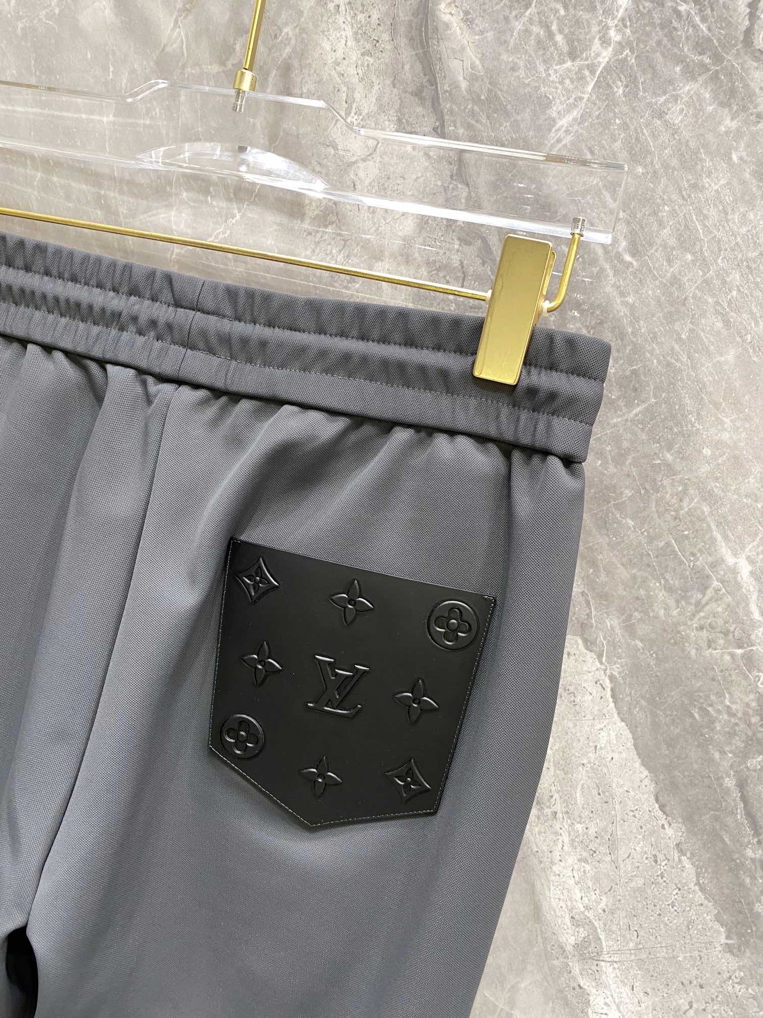 LV MOUSE GRAY TROUSERS 239485