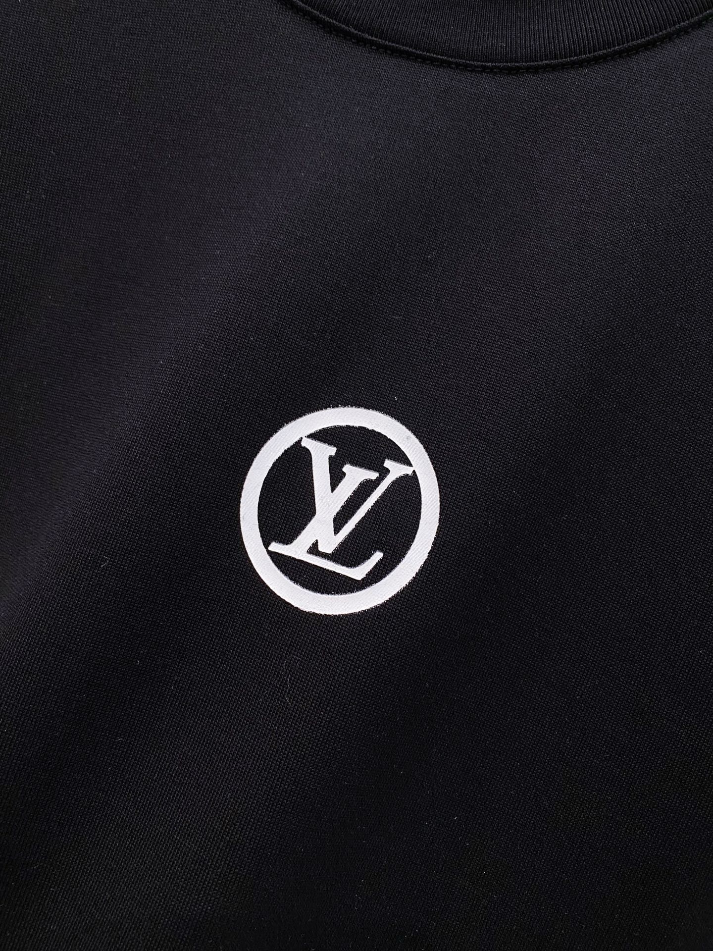 LV BASIC T-SHIRT IN BLACK COTTON 238827