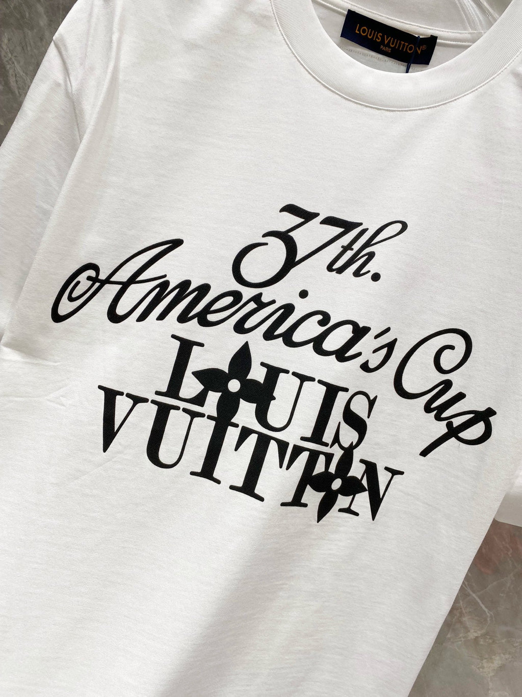 LV WHITE MONOGRAM COTTON T-SHIRT 239487