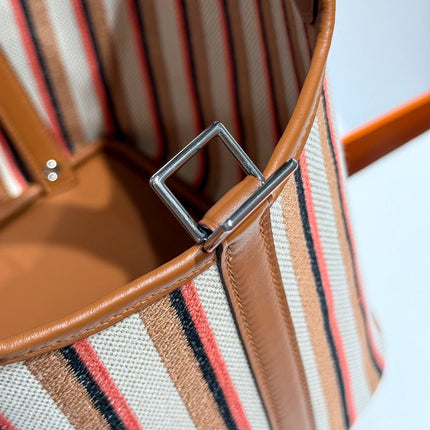 PICOTIN LOCK 18 BAG IN GOLD CALFSKIN ÉCRU/BEIGE/FAUVE/ROSE POP/NOIR EMBROIDERY CANVAS