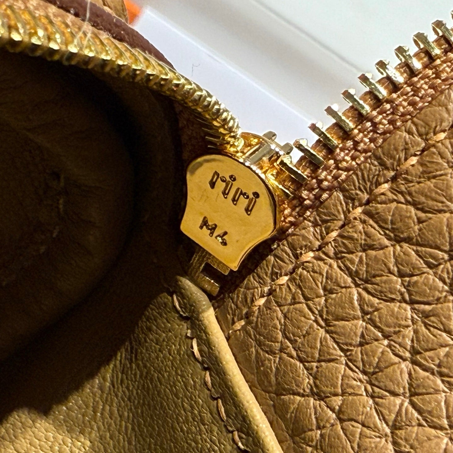 HERMES 25S MINI LINDY 19 IN BROWN CALFSKIN GOLD HARDWARE