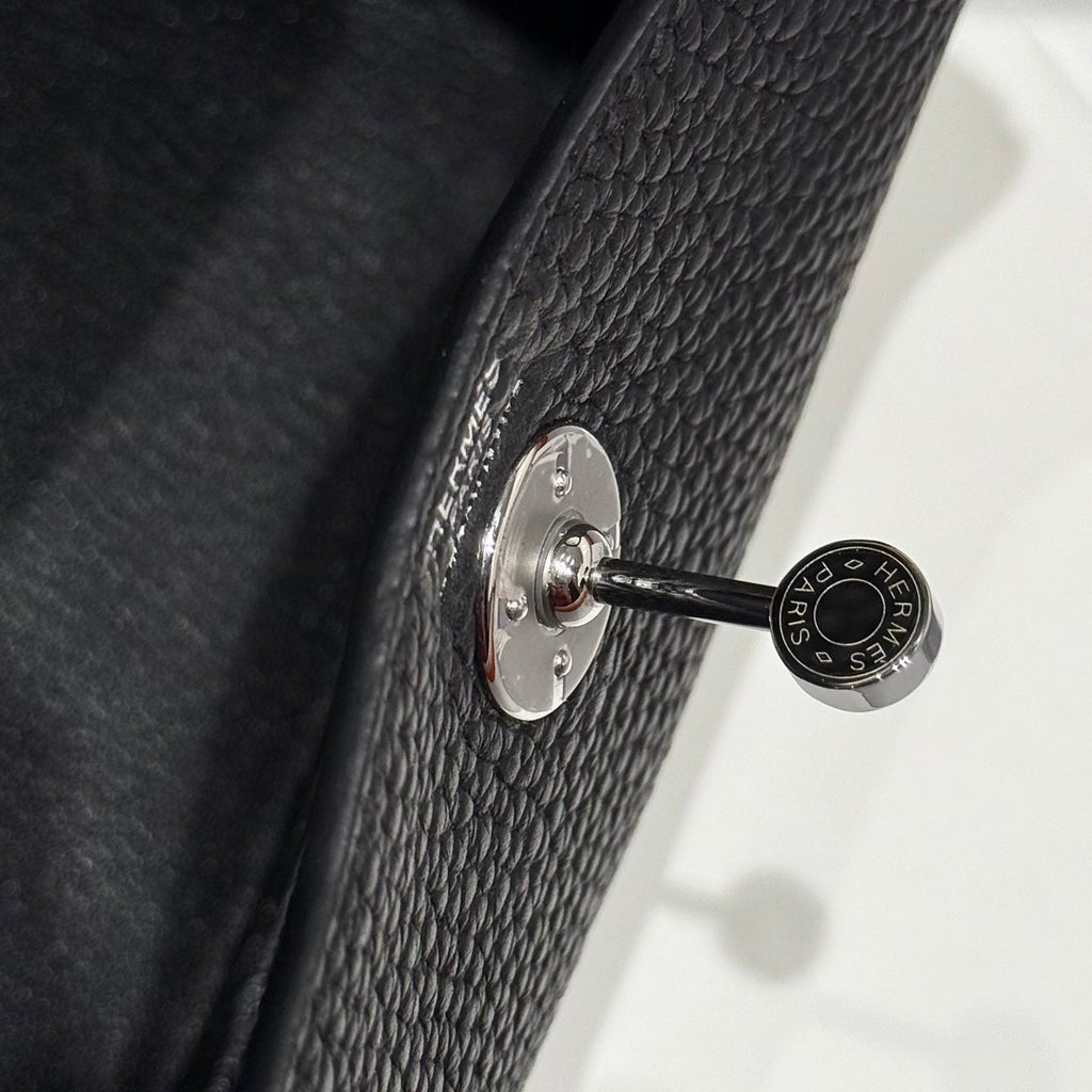 HERMES 25S MINI LINDY 19 IN BLACK CALFSKIN SILVER HARDWARE
