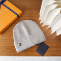 BEANIE HAT IN LIGHT GREY WOOL 875292