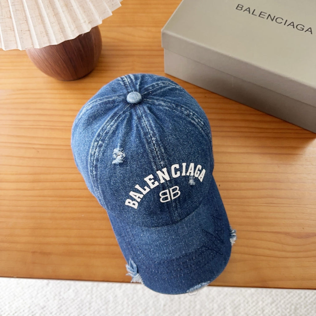 BALENCIAGA 26S BASEBALL CAP STYLE 35