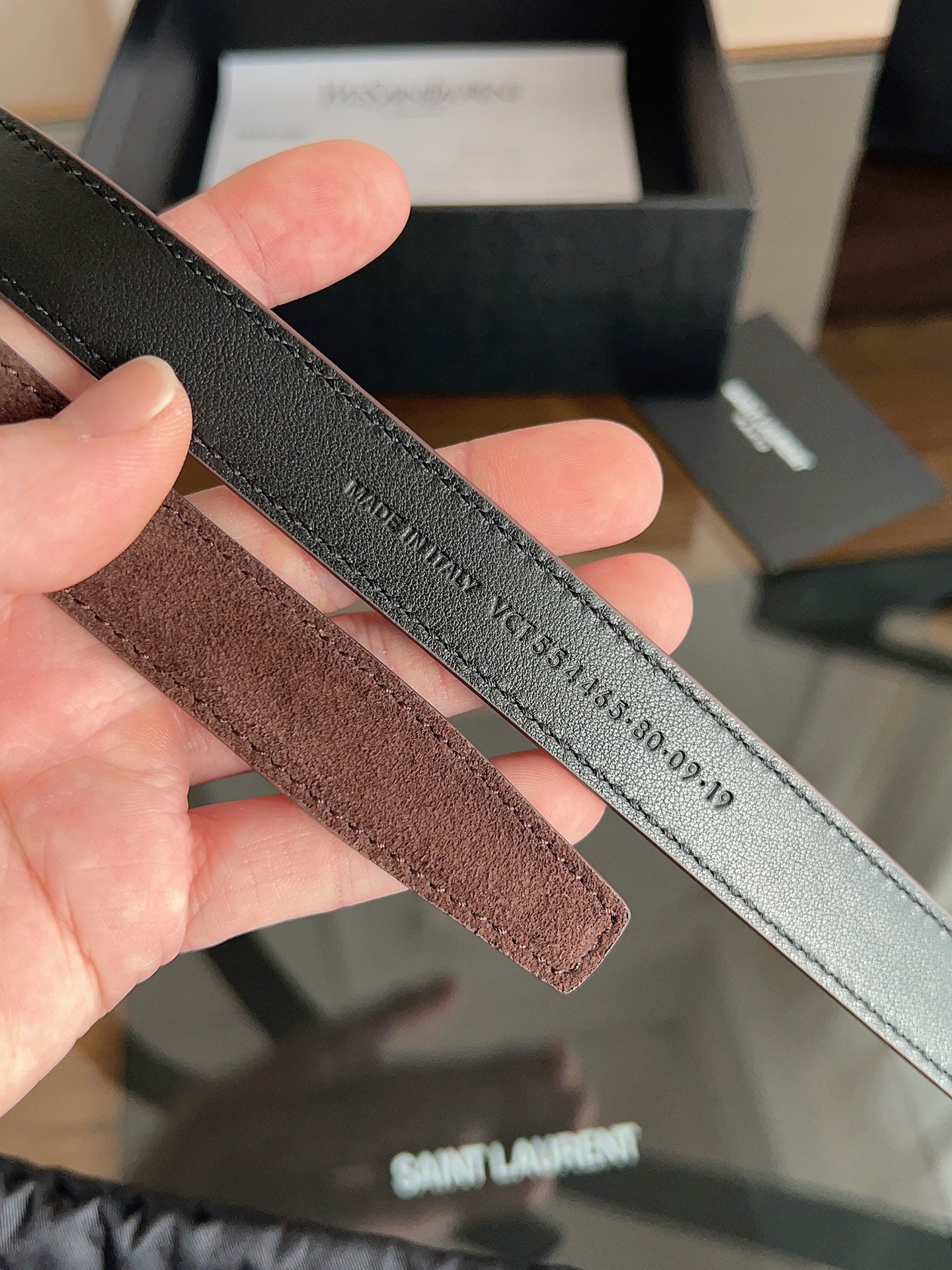 YSL 25S BELT 20 MM IN ASH BROWN SUEDE WITH GOLD HARDWARE 616311