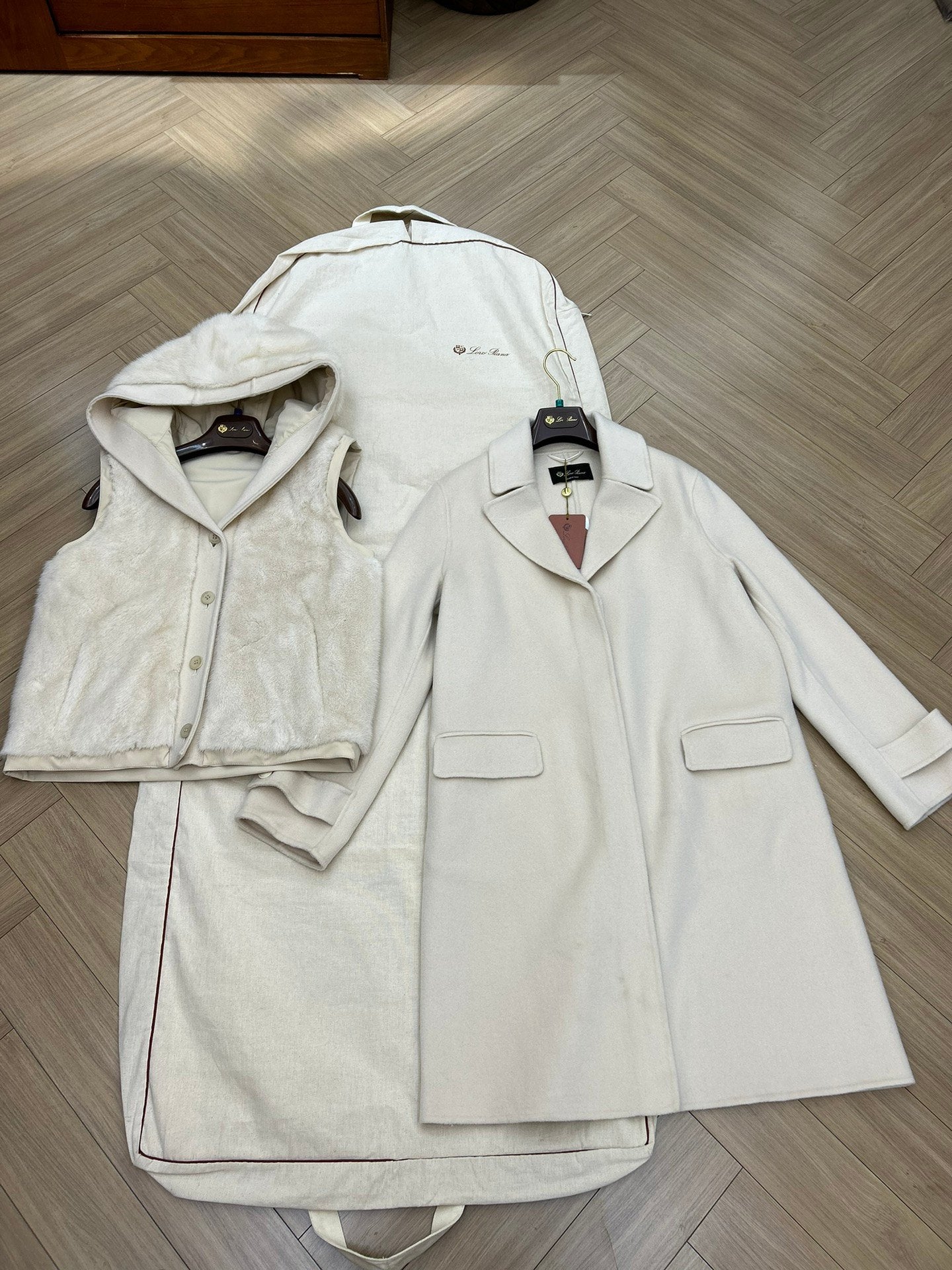 LP COAT AND GILE SET STYLE 229