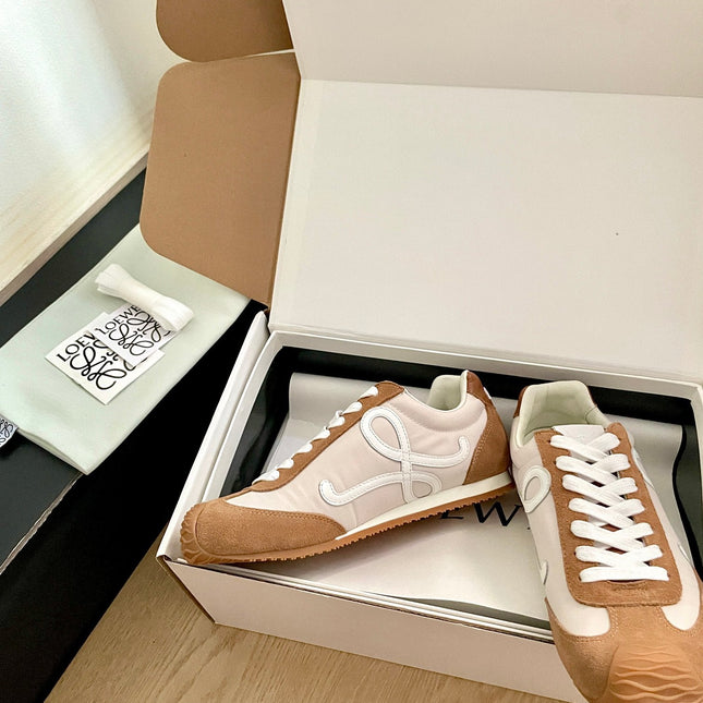 LOEWE 26S BALLET RUNNER 2.0 IN BROWN SUEDE AND BEIGE NYLON