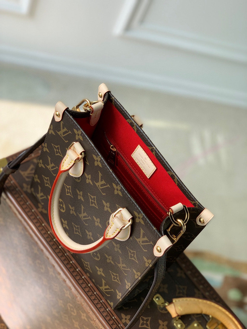 SAC PLAT 22 IN BROWN MONOGRAM COATED CANVAS AND CALFSKIN GOLD HARDWARE