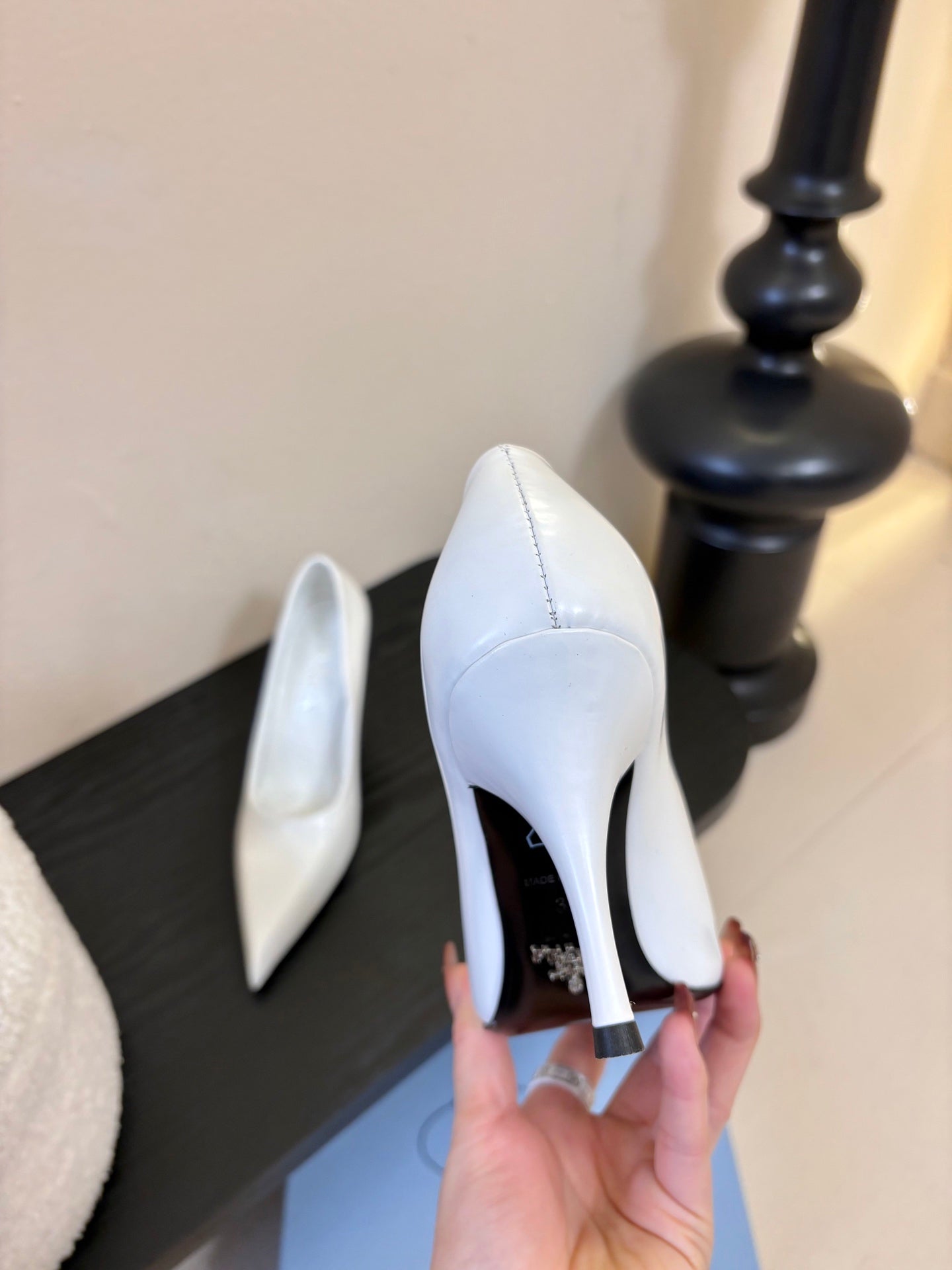 PRADA 26S POINTED-TOE HIGH HEELS IN WHITE LAMBSKIN