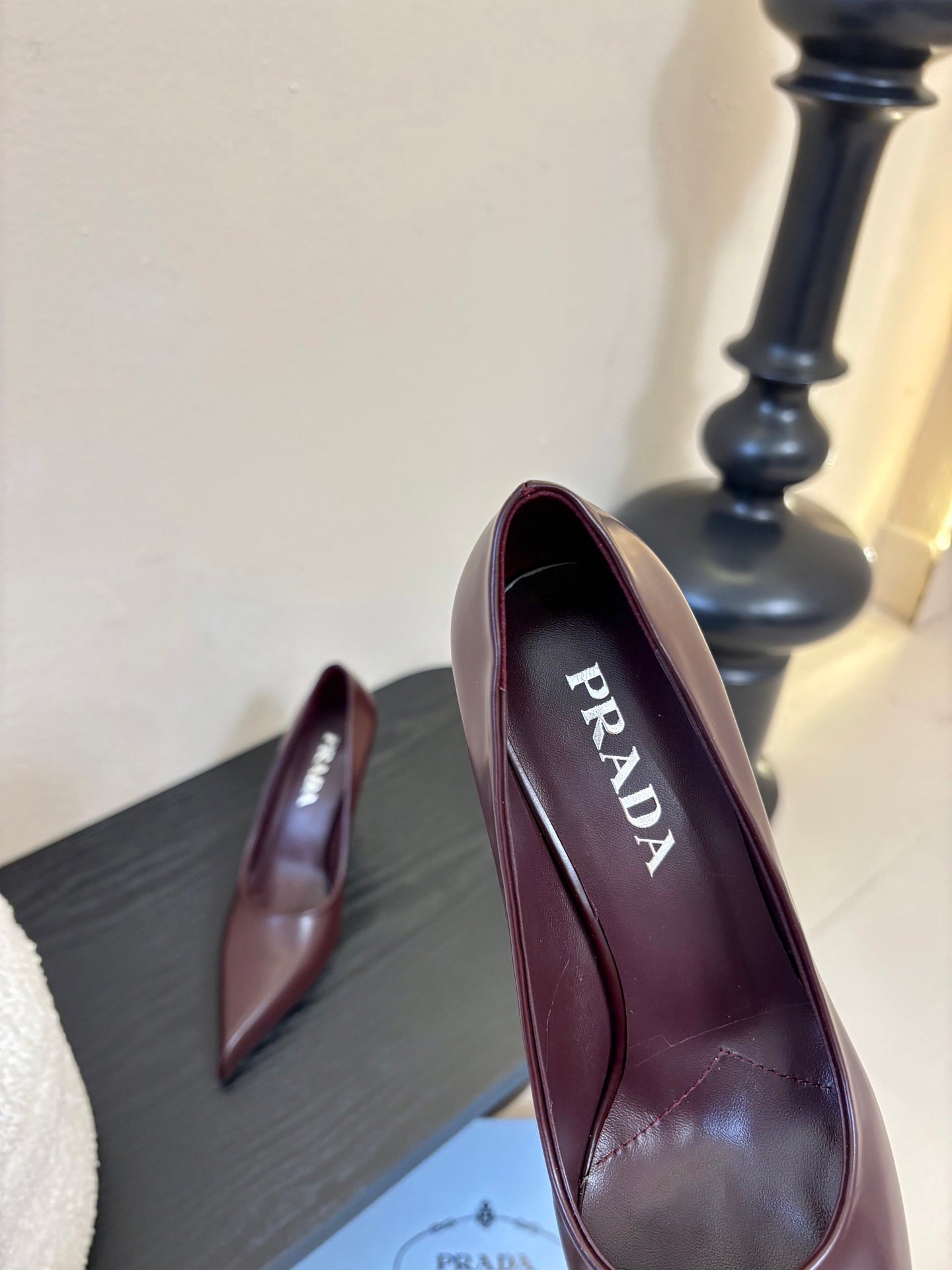 PRADA 26S POINTED-TOE HIGH HEELS IN BURGUNDY RED LAMBSKIN
