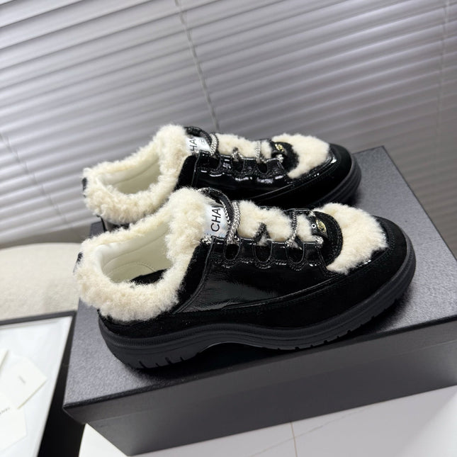 CHANEL 25S SNEAKERS WITH FUR ACCENTS 35MM IN BLACK CALFSKIN