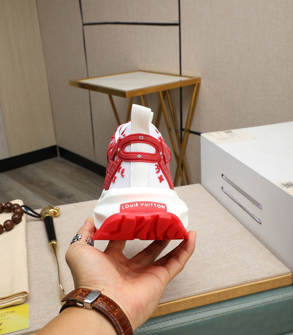 LV TRAINER WHITE MIX RED CALFSKIN AND BREATHABLE MESH