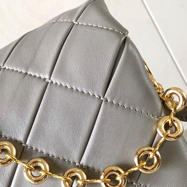 LOEWE 25S PUFFER GOYA BAG 23 IN LIGHT GRAY NAPPA LAMBSKIN