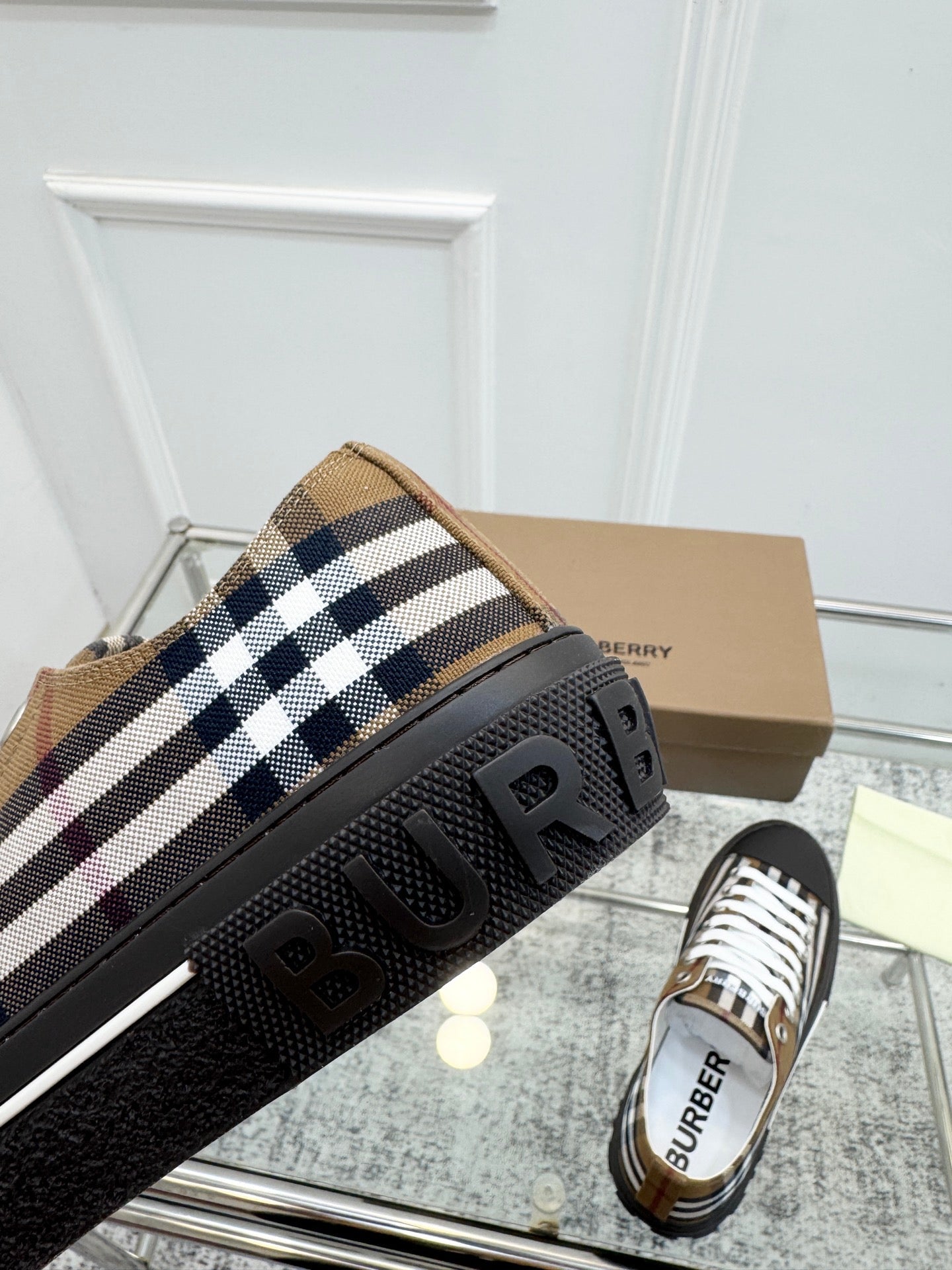 BURBERRY 26S VINTAGE CHECK SNEAKERS IN DARK BROWN AND BLACK CANVAS
