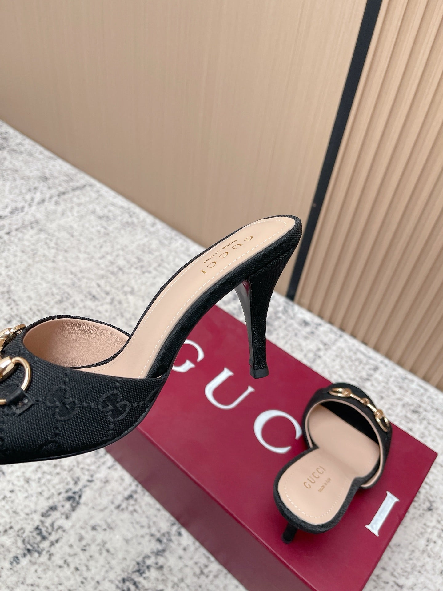 GUCCI 26S HIGH-HEEL SANDALS 85 MM IN BLACK CANVAS