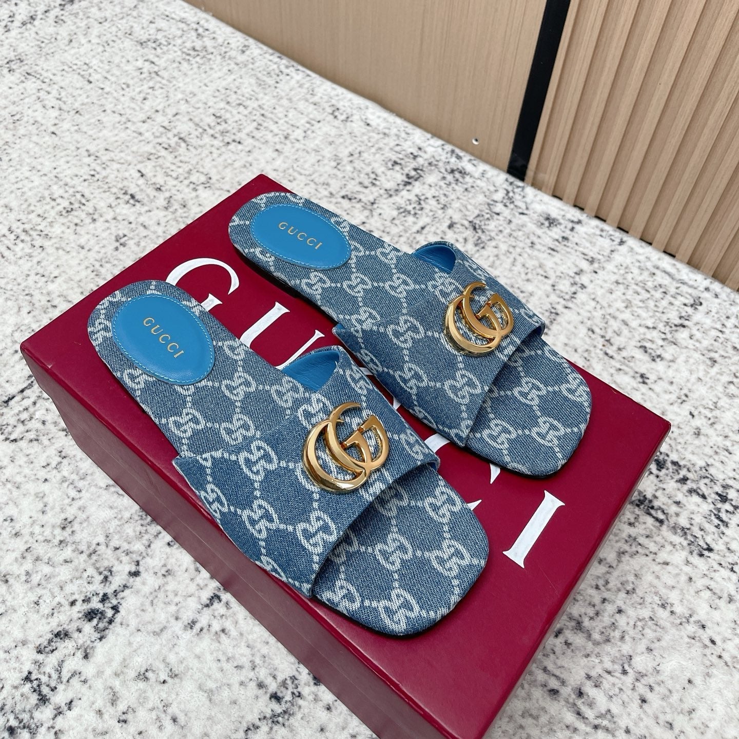GUCCI 26S SLIDE SANDAL IN BLUE DENIM
