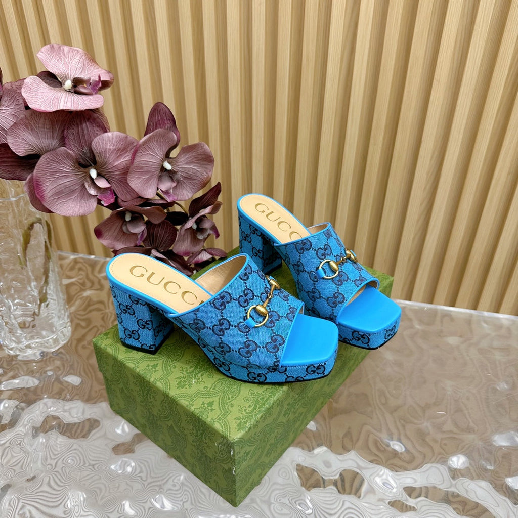 HORSEBIT SLIDE SANDAL IN AZURE BLUE MONOGRAM CANVAS AND SHEEPSKIN LINING
