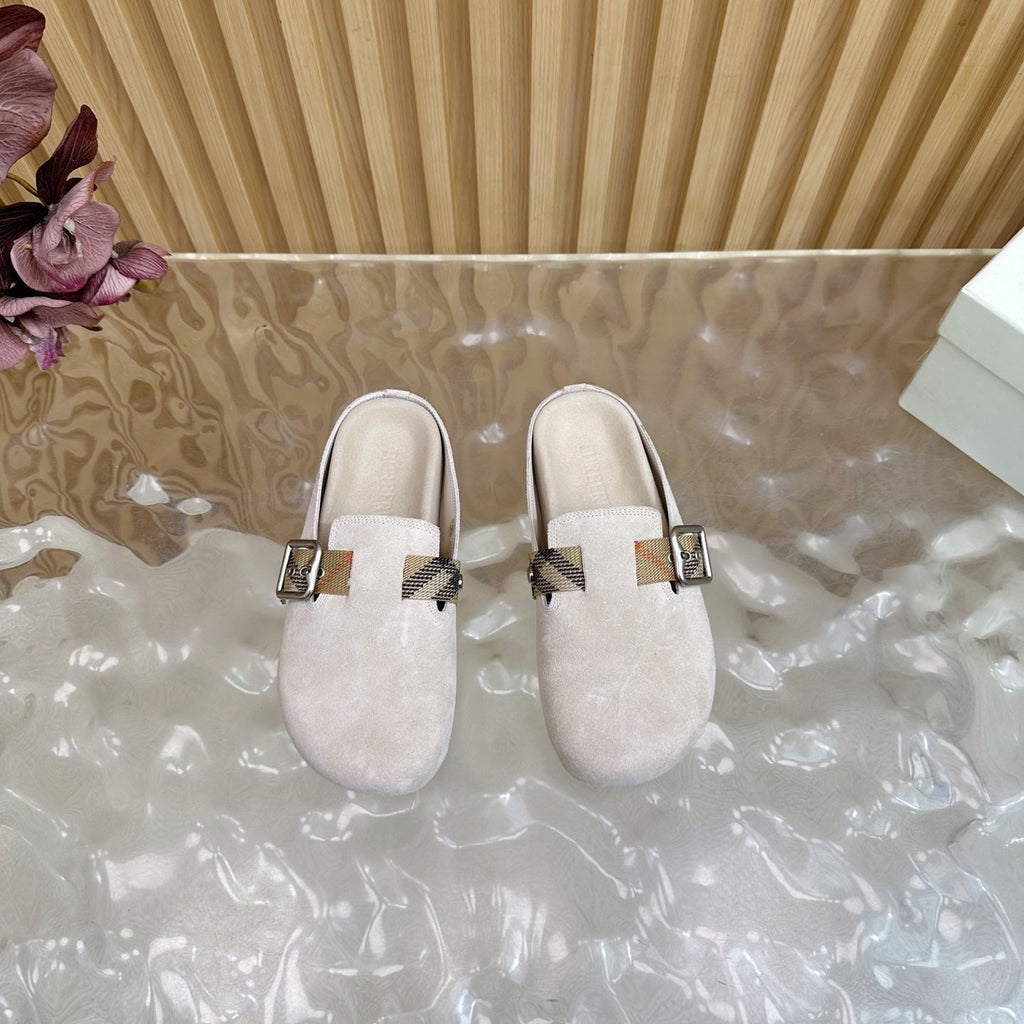 BURBERRY 26S BUCKLE MULES IN LIGHT BEIGE SUEDE