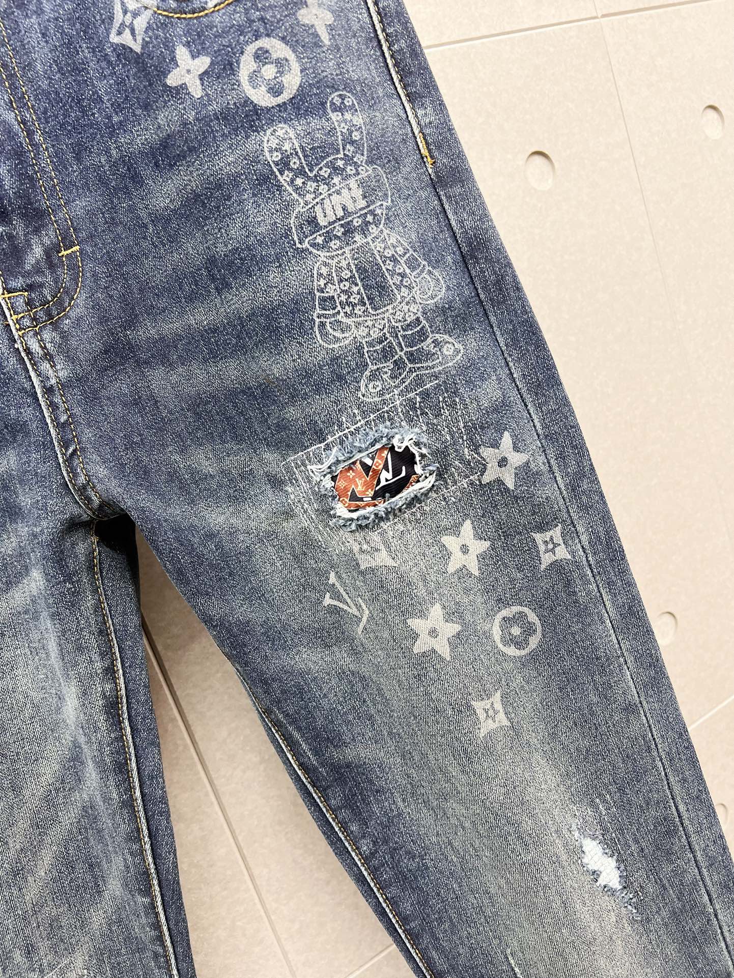 LV BLUE MONOGRAM DENIM JEAN 239498