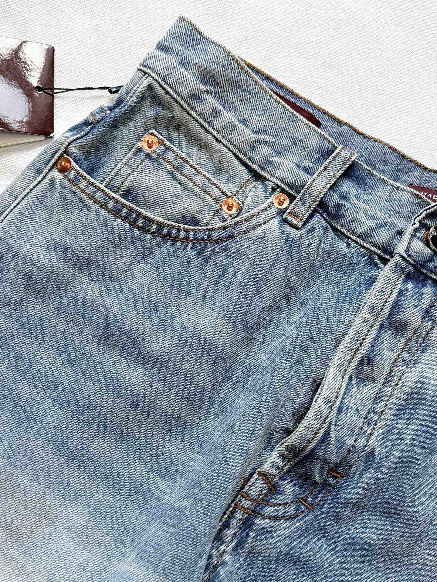 GUCCI JEAN STYLE 25