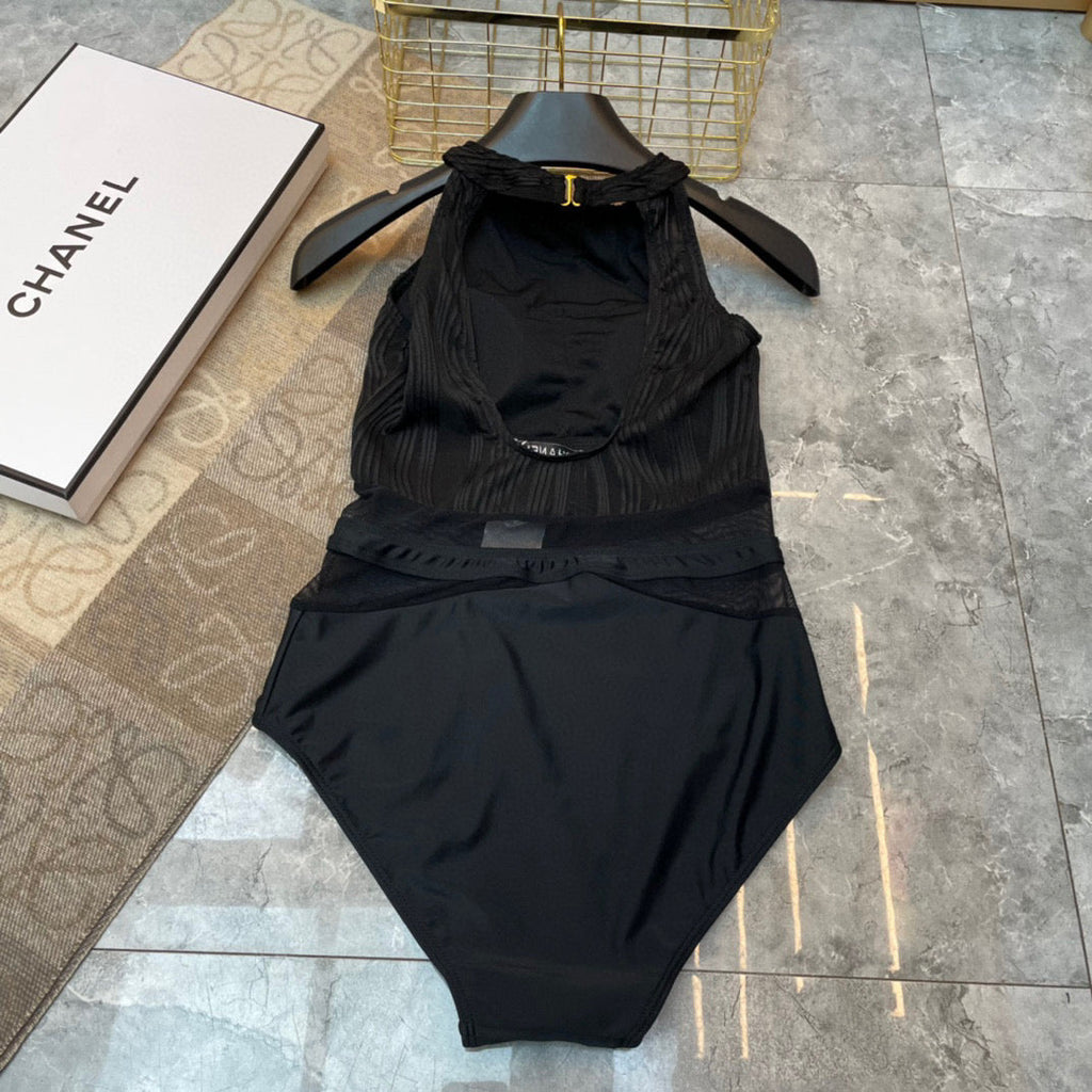 CC BIKINI SWIMSUIT SET IN BLACK 573556