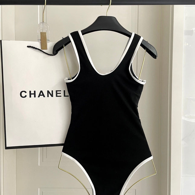 CC BIKINI SWIMSUIT SET IN BLACK AND  WHITE TRIM 604255