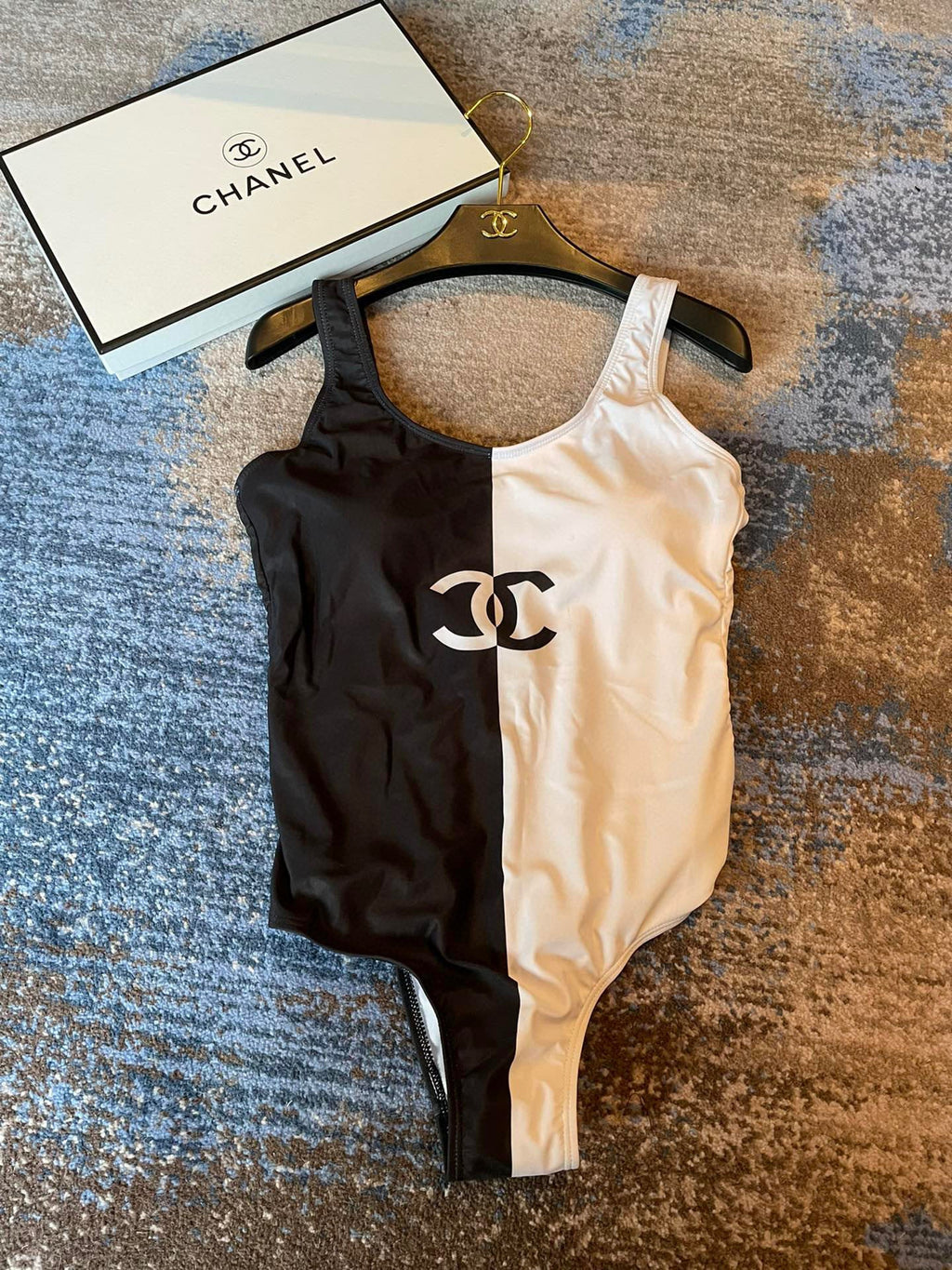 CC BIKINI SWIMSUIT SET IN BLACK AND WHITE 613718
