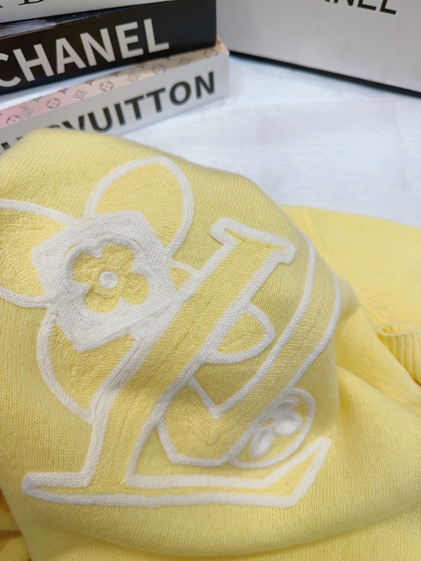 LV 25S SWEATER 0044