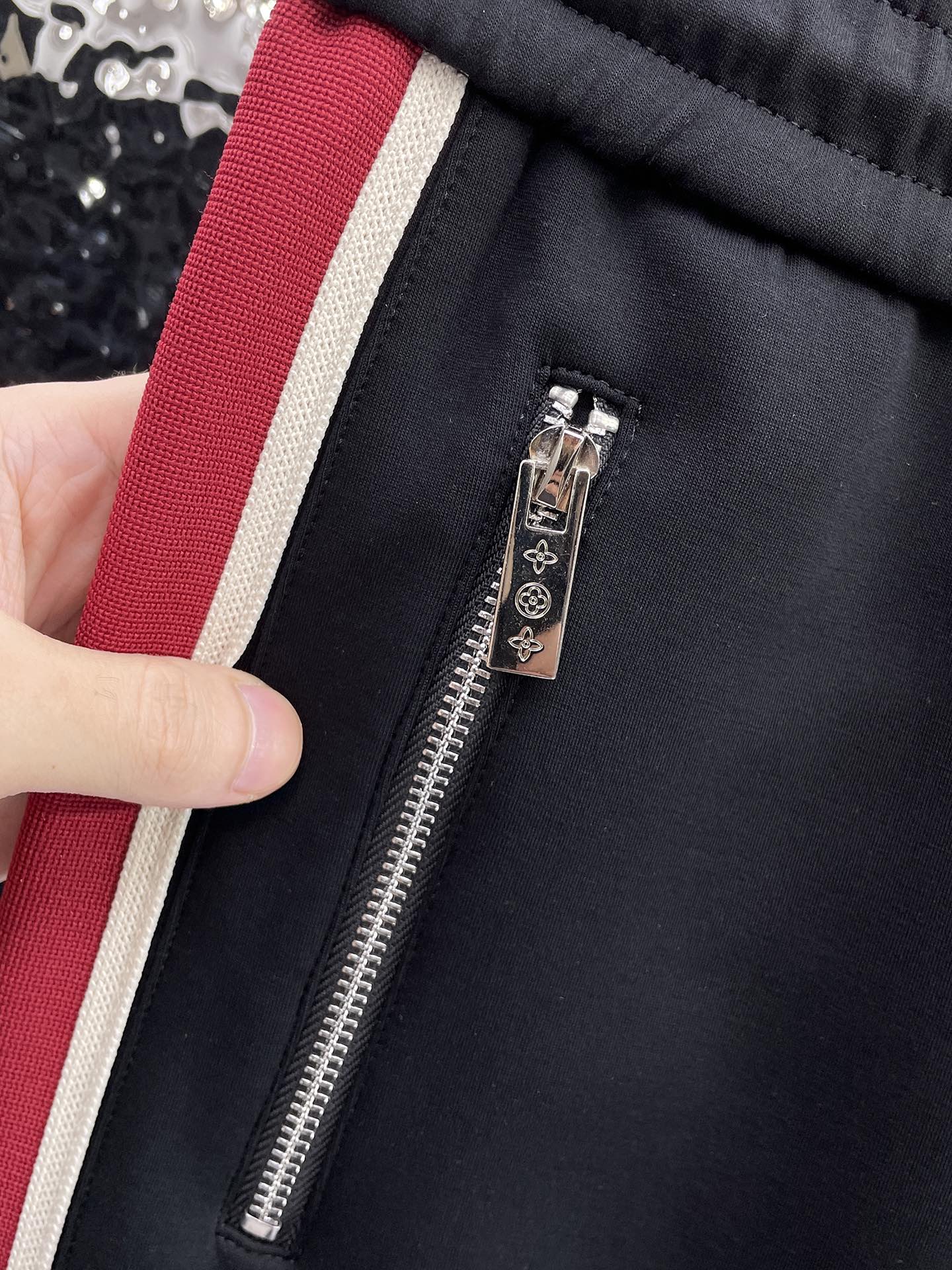 LV BLACK MIX RED TROUSERS 239503