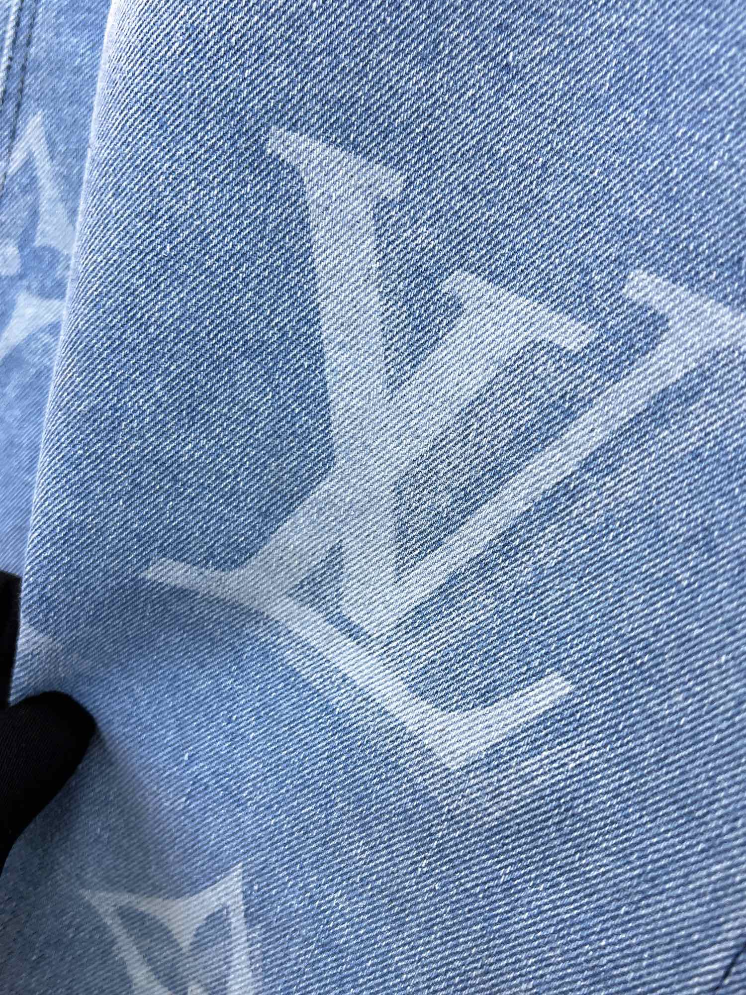 LV ICE BLUE MONOGRAM DENIM JACKET 239523