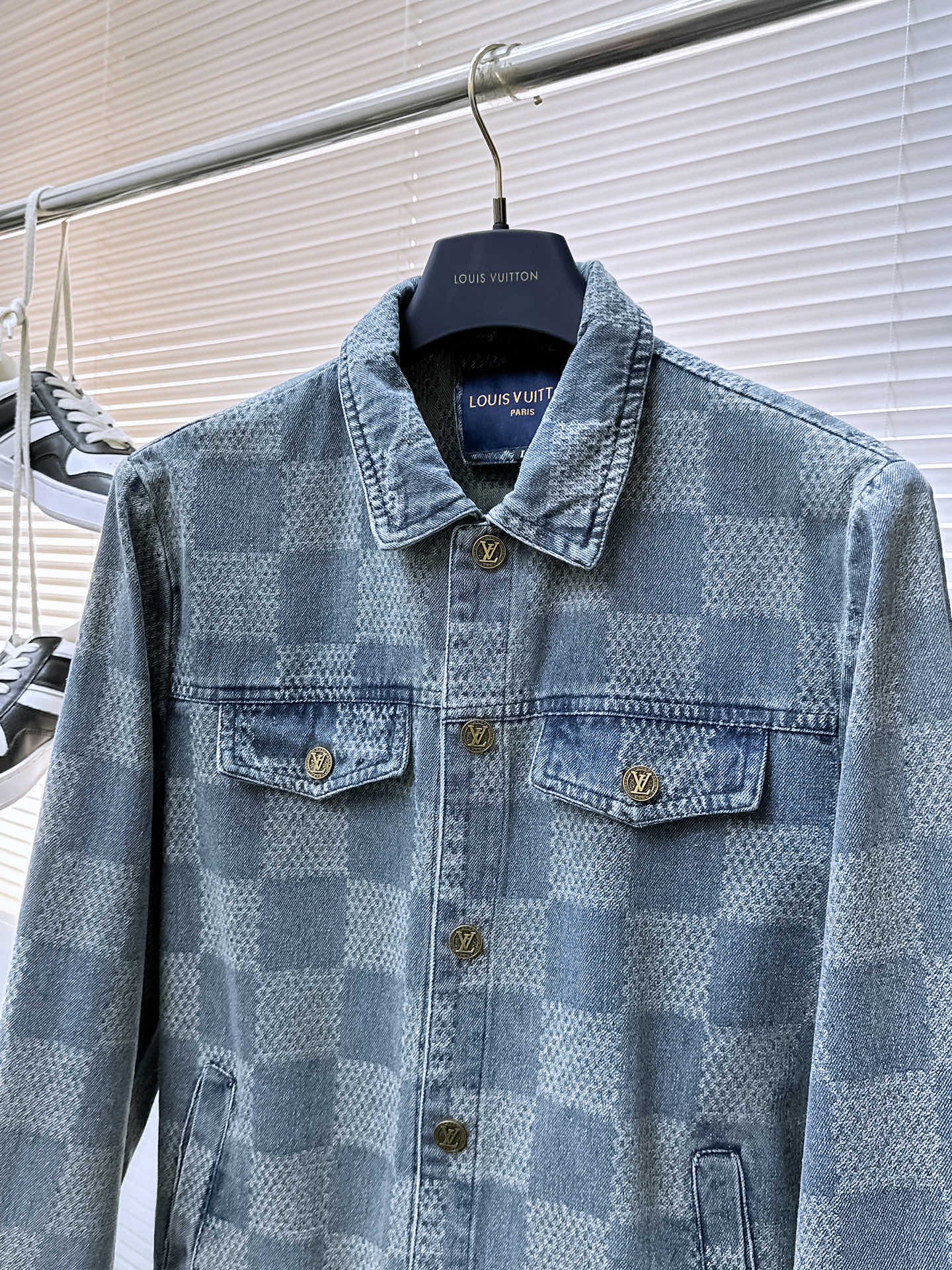 LV SHIRT JACKET IN COUNTRY BLUE DAMIER DENIM 239122