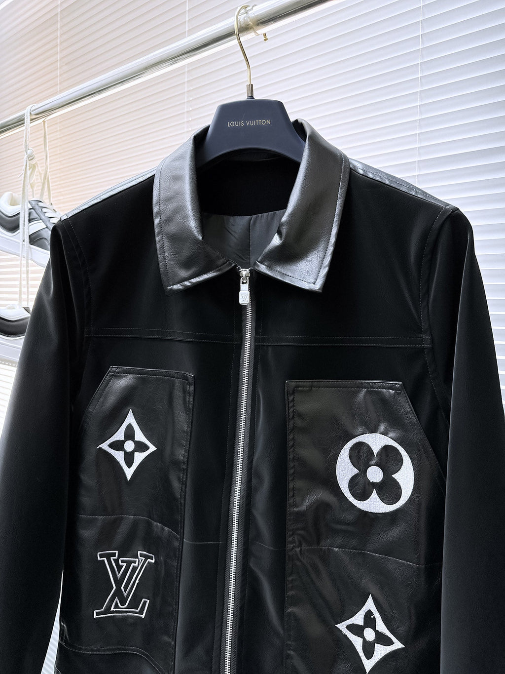 LV SHIRT JACKET IN BLACK SOFT CALFSKIN 239124