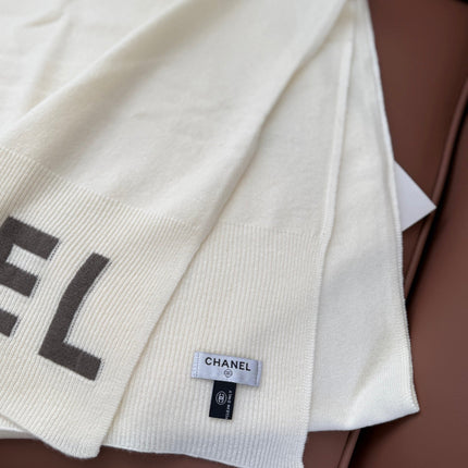 CHANEL 25S SCARF 170 CM IN CASHMERE 943081