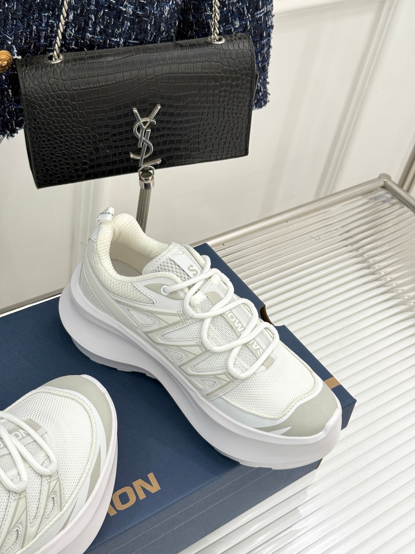 ALO 25S SALOMON XT-6 SNEAKER IN WHITE MESH FABRIC AND TPU STYLE 6