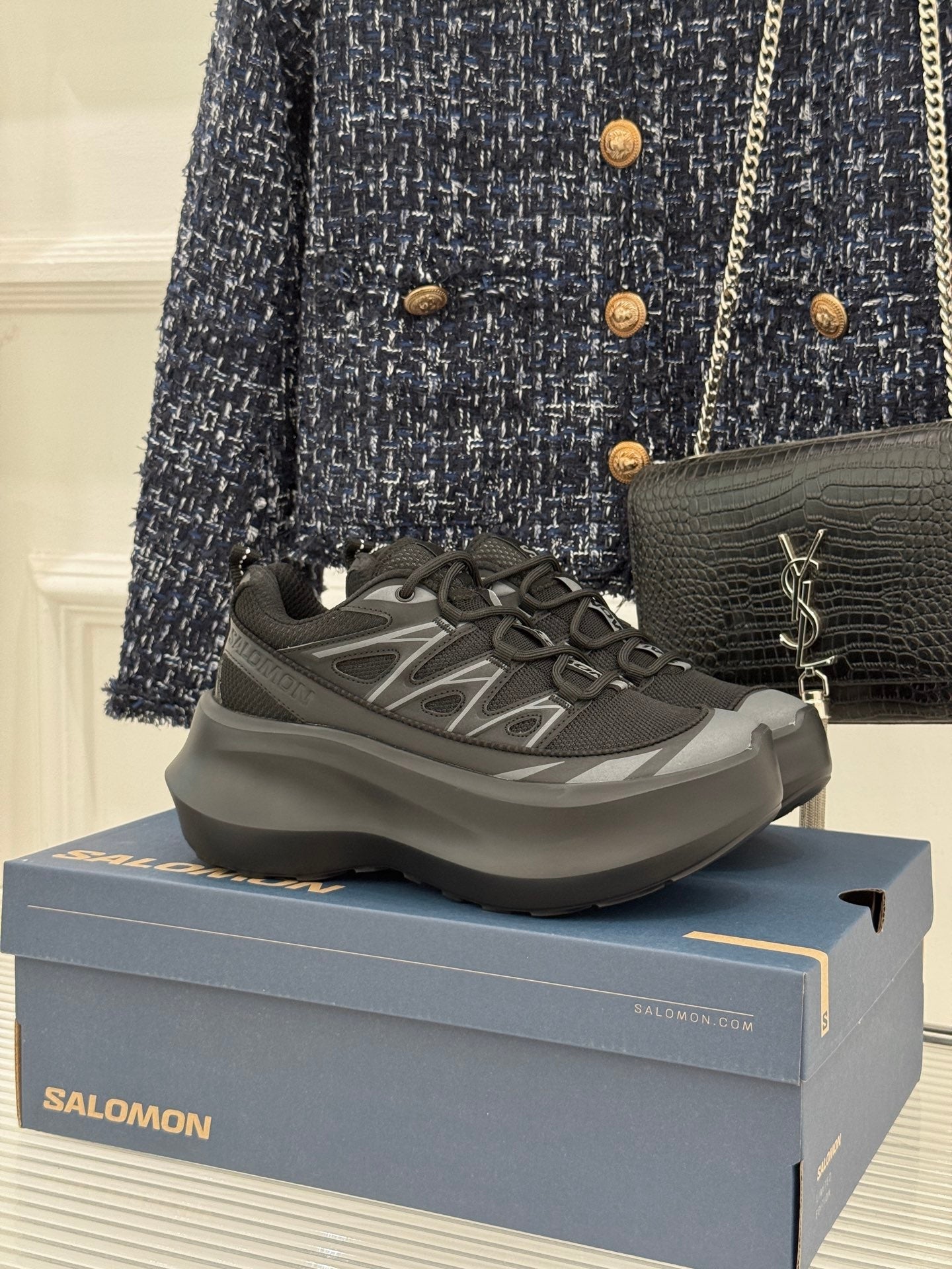 ALO 25S SALOMON XT-6 SNEAKER IN BLACK MESH FABRIC AND TPU STYLE 5