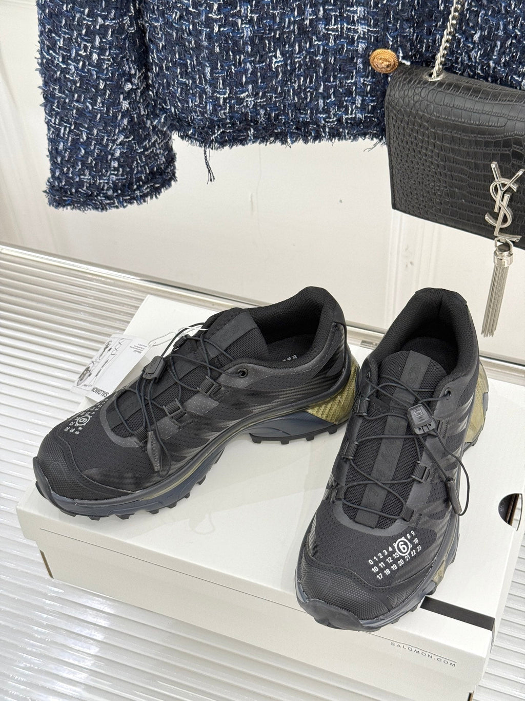 ALO 25S SALOMON XT-6 SNEAKER IN BLACK TPU STYLE 2